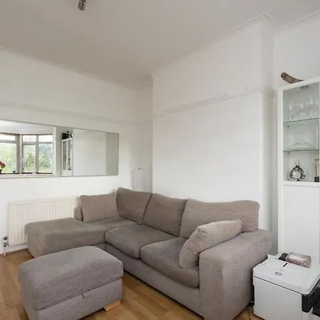 Street Lane Roundhay Apartment Leeds (West Yorkshire)