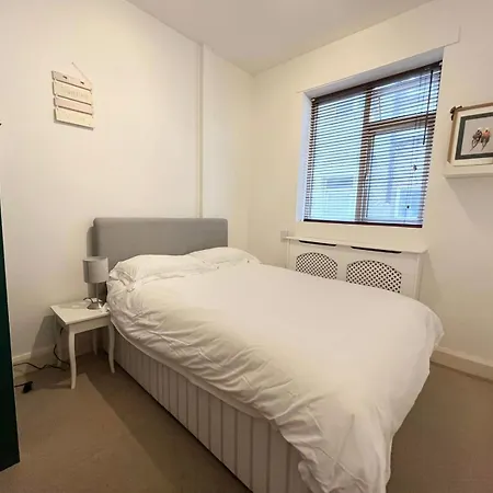 Street Lane Roundhay Apartment Leeds (West Yorkshire)