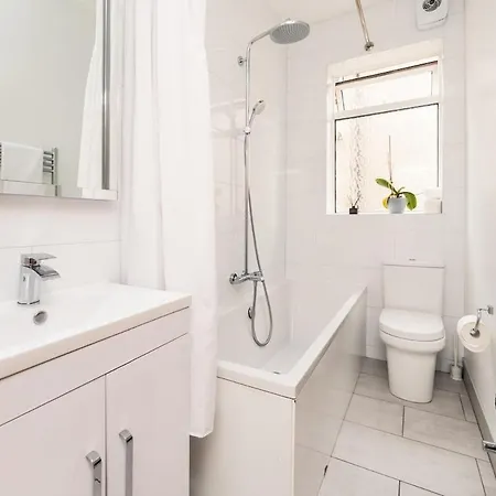 Street Lane Roundhay 아파트 *