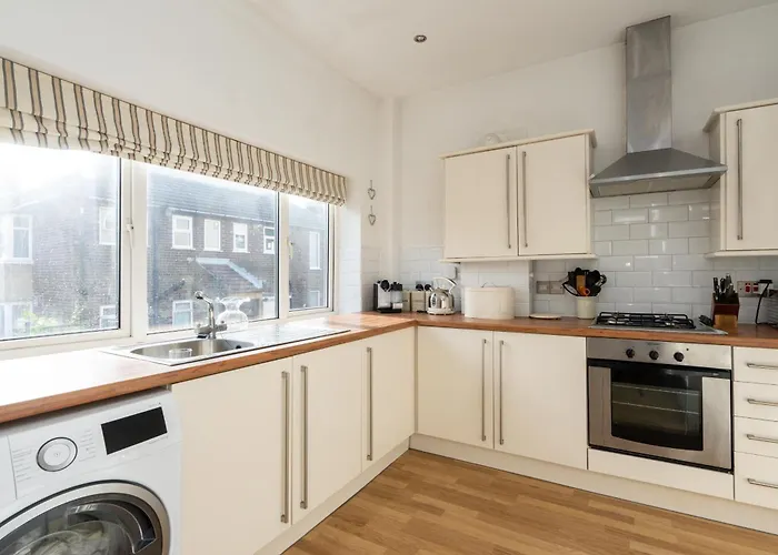 Street Lane Roundhay *