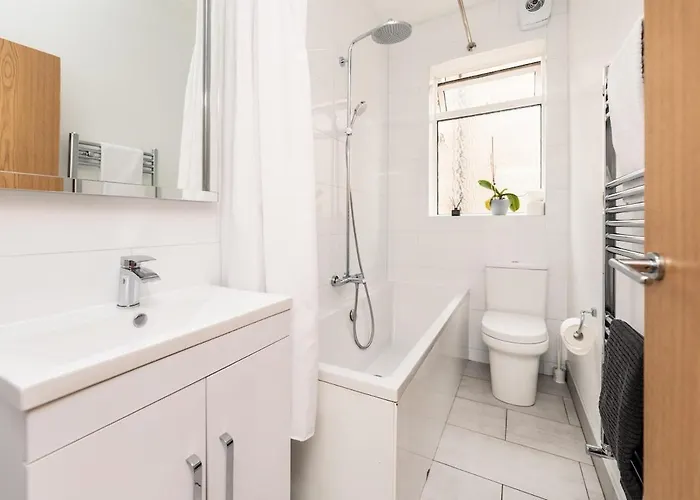 Street Lane Roundhay Apartment *